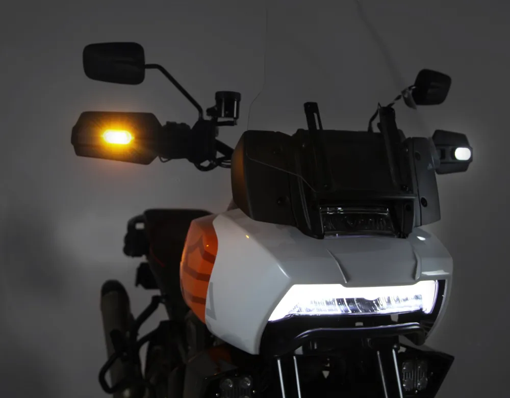 T3 Modulaariset Switchback Signal Pods - Edessä DENALI Electronics