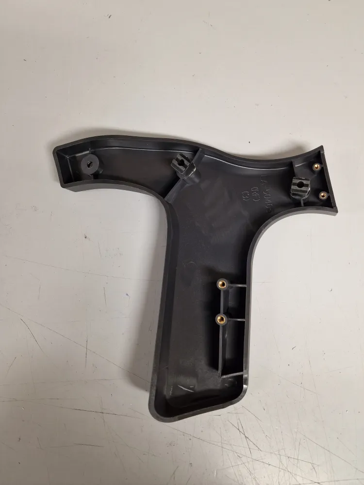 Oikea etujalka Pantera 1.0 & 2.0